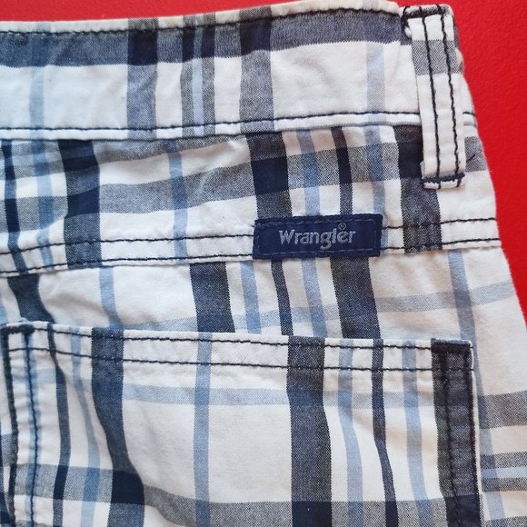 Wrangler casual short blue and white plaid boy's junior size 16 - Picture 5 of 6